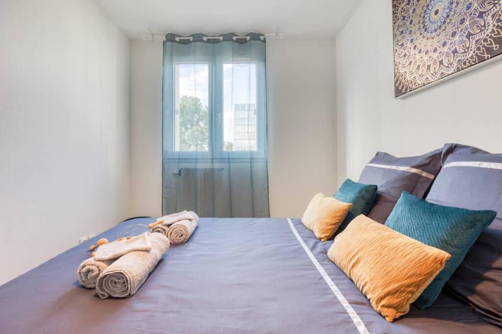Ferienwohnung L'Elysee - Easy Check-In - Arrivee Autonome - Place Parking Privative - T2 Surequipe - Wifi - Netflix Courcouronnes Exterior foto