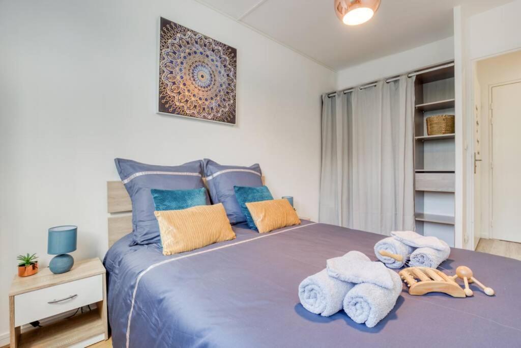 Ferienwohnung L'Elysee - Easy Check-In - Arrivee Autonome - Place Parking Privative - T2 Surequipe - Wifi - Netflix Courcouronnes Exterior foto